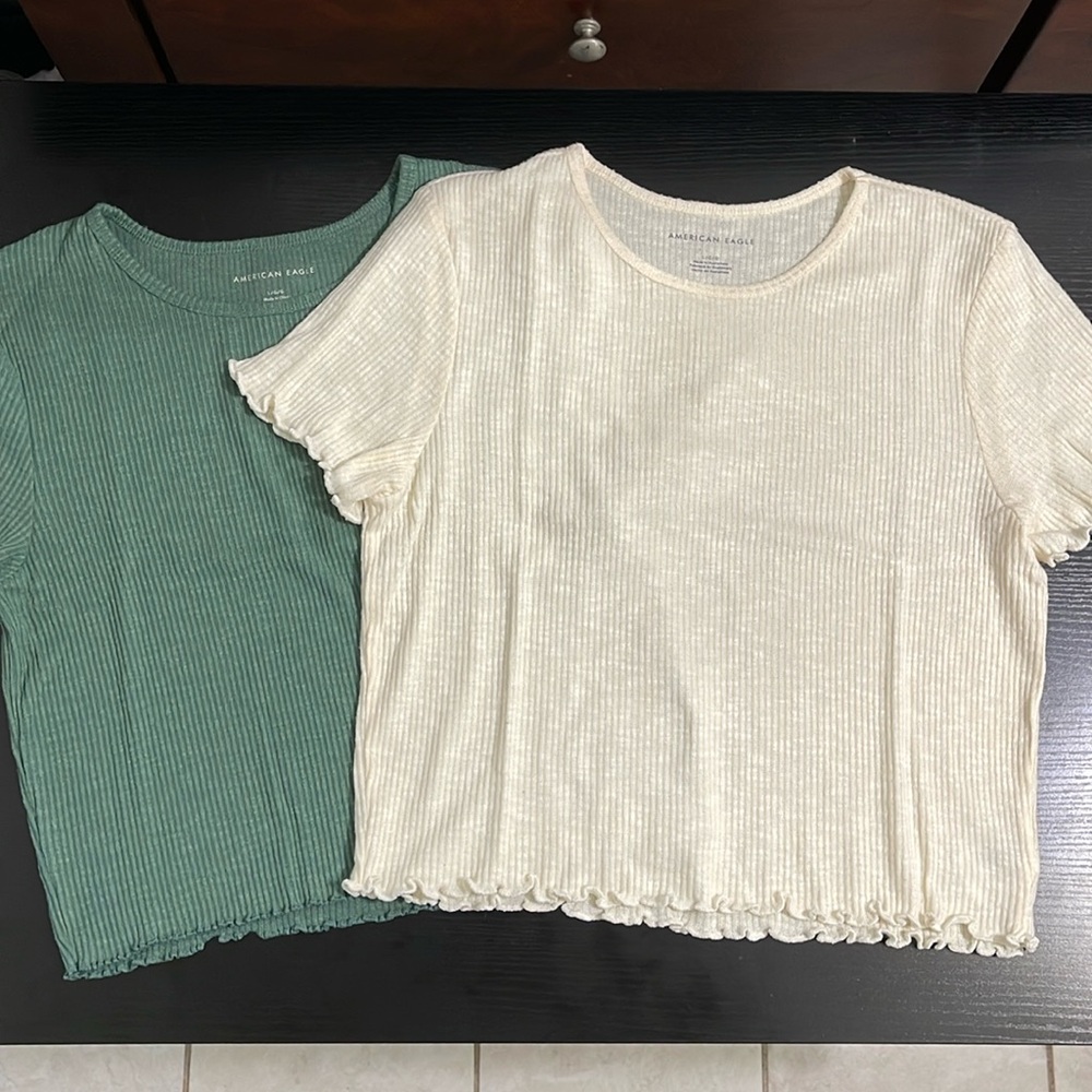2 Tops